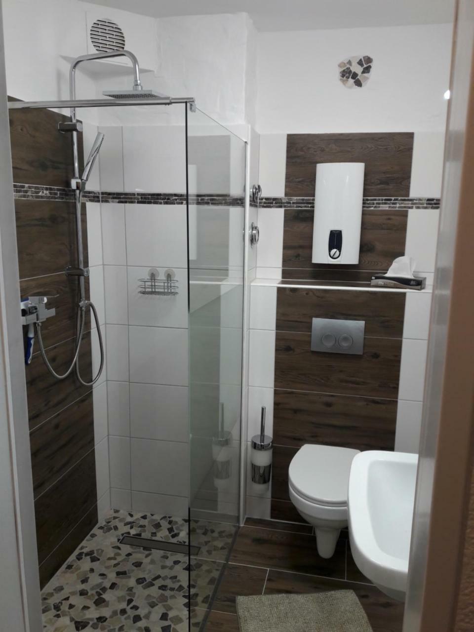 Ferienwohnung Mittendrin วินเทอร์แบร์ก ภายนอก รูปภาพ